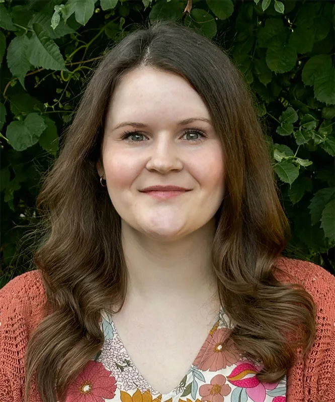 lindsay hartman headshot
